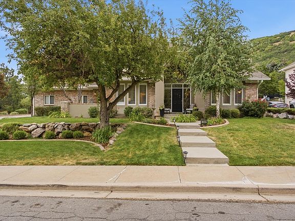 4th image of 1963 S Maple Hollow Way E