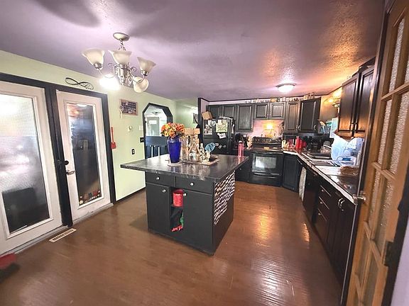 5th image of 4724 SE 45th Ave