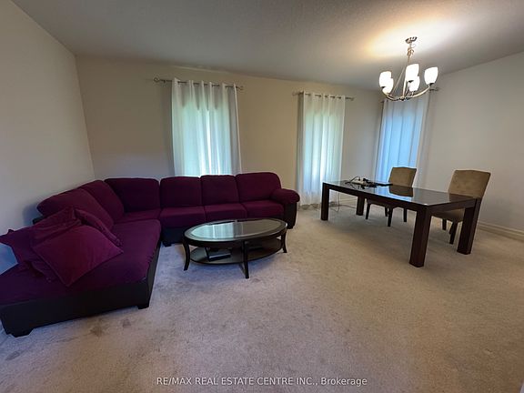 5th image of 32 Hodgson Dr