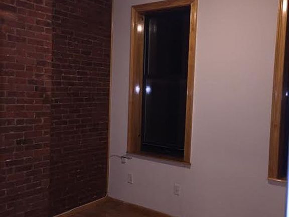 5th image of 97 E 7th St APT 4