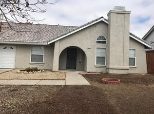 2437 E Avenue R6, Palmdale, CA 93550