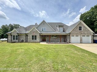 4065 Misty Oaks Cv, Nesbit, MS 38651