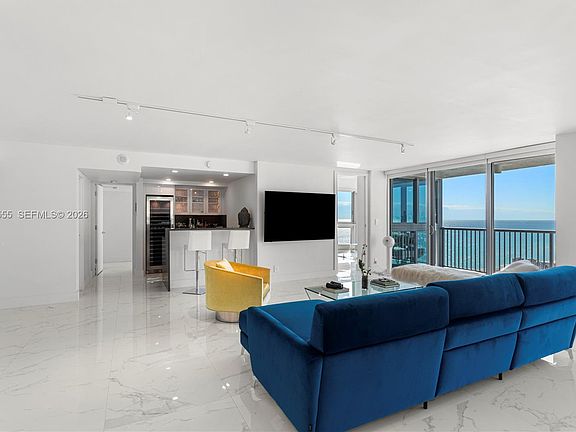 3rd image of 2655 Collins Ave