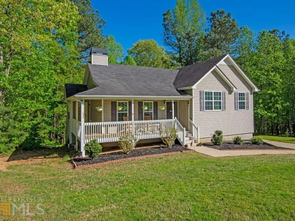 404 Blue Springs Way, Dallas, GA 30157