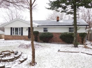 5651 S 43rd St, Greenfield, WI 53220