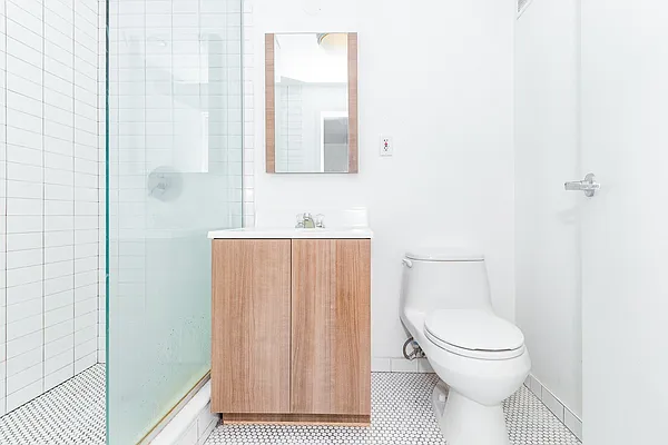 Rented by MySpaceNYC | media 58