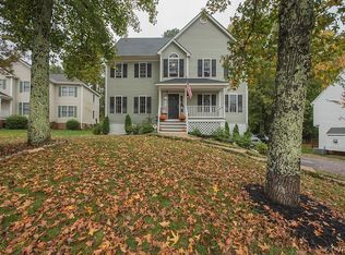 224 Michaux Crossing Ln, Midlothian, VA 23113