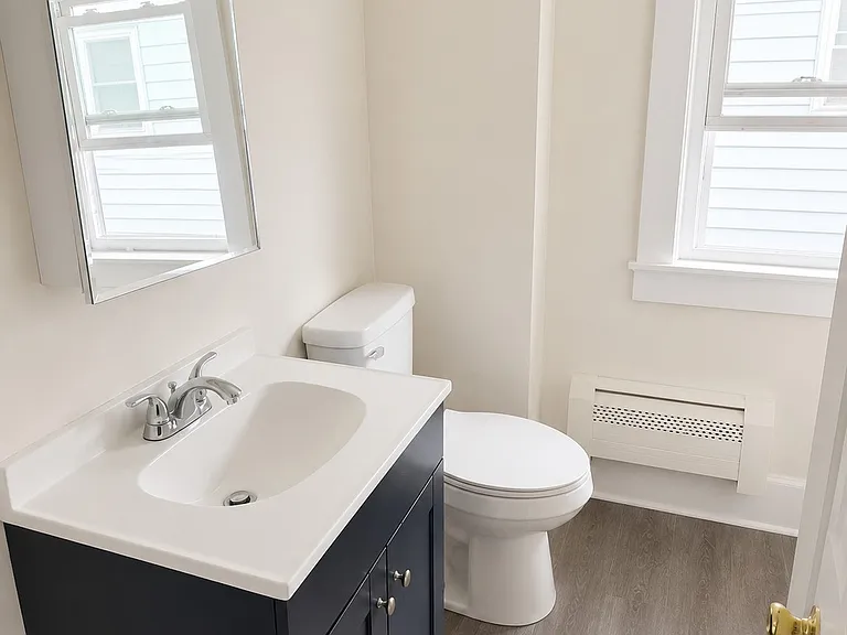 317 Rogers Ave — Photo 6