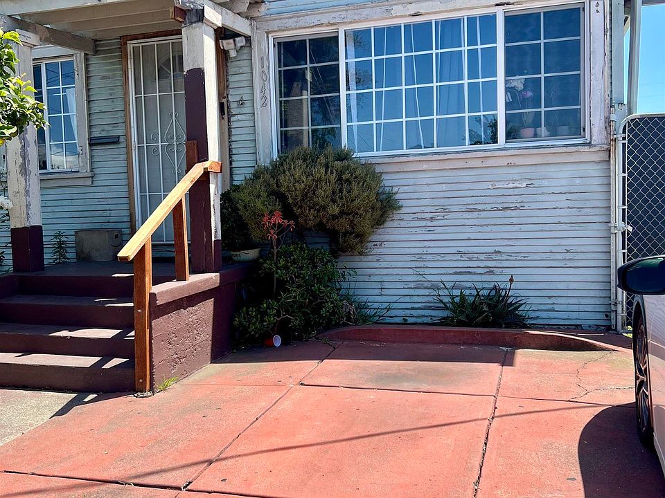 2nd image of 1042 69th Ave