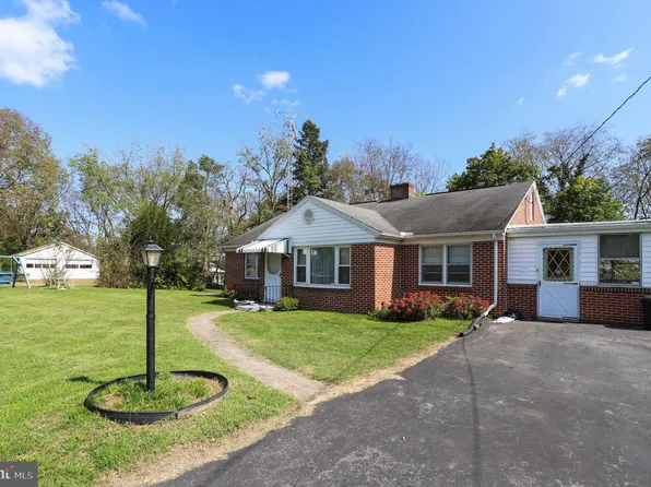 6274 Findley Rd, Mercersburg, PA 17236