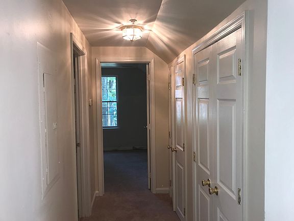 3rd image of 7840 Baltimore Annapolis Blvd Unit C