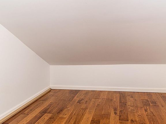 5th image of 1630 Bonnie Brae Dr