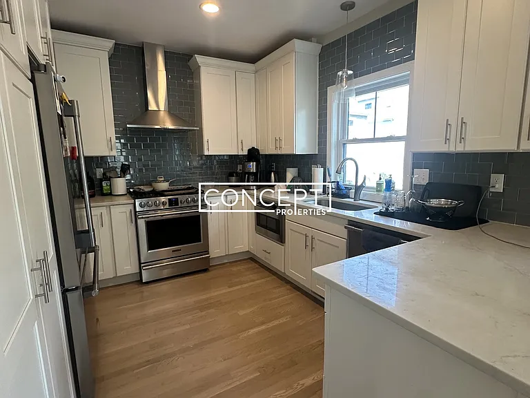 331 Savin Hill Ave — Photo 1
