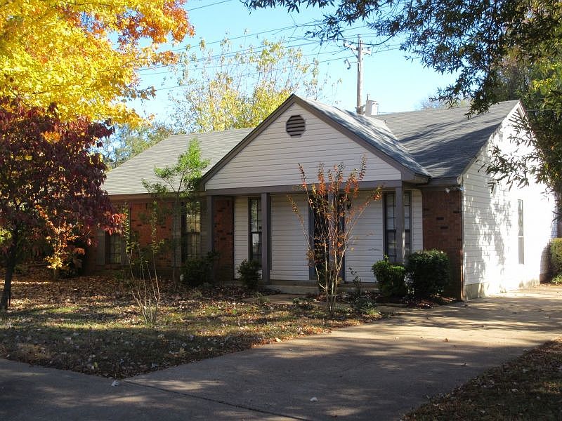 1st image of 4799 Summitridge Dr