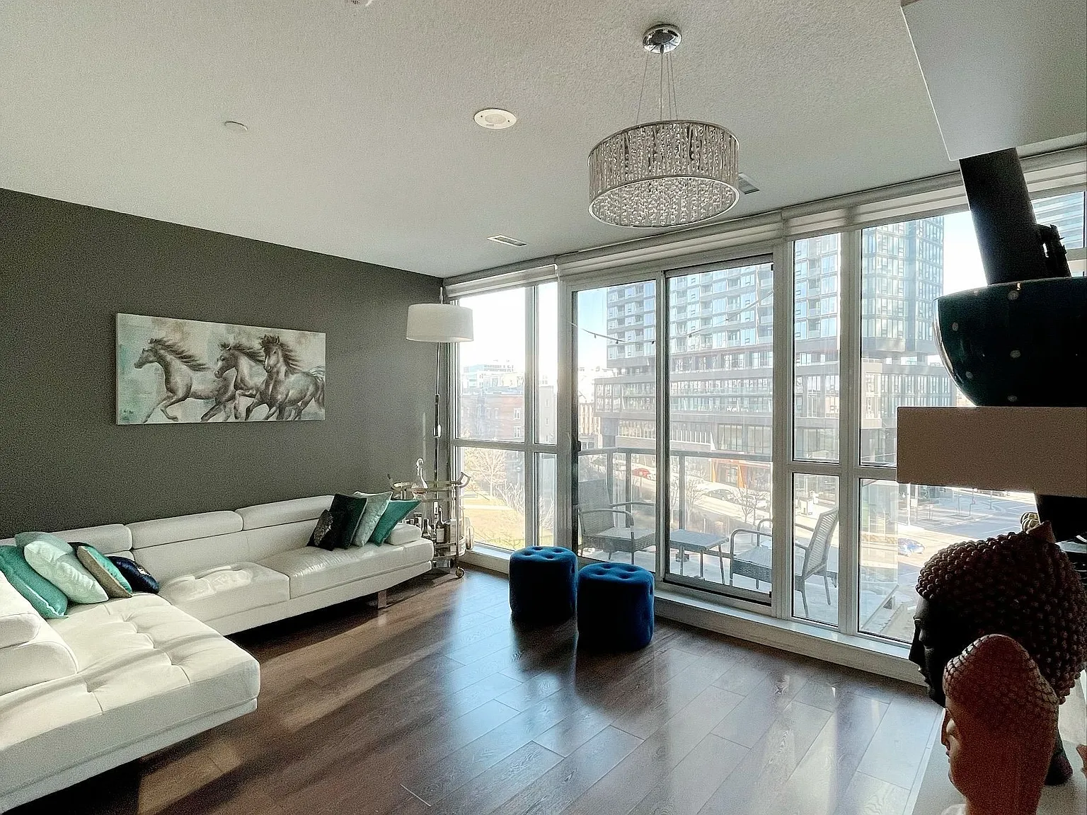 2 bed, $2,675 — Photo 1