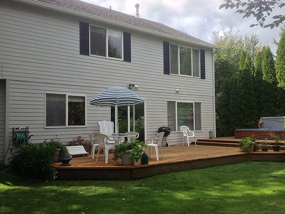 2nd image of 390 10th Pl SE