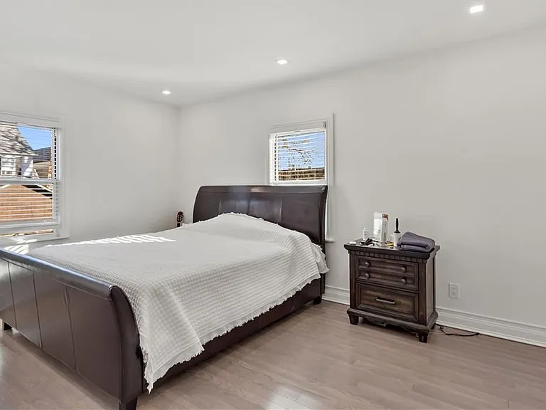 61 Sherwood Ave #1 — Photo 8
