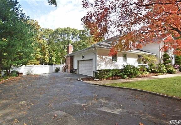 3rd image of 5 Gables Ct