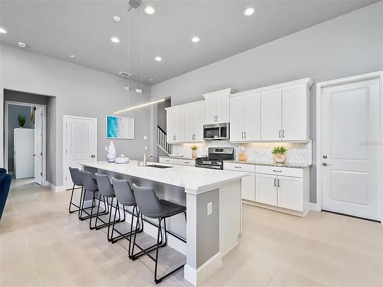 55 Atlantic Dr — Photo 8