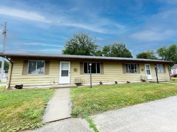 1051 Sallie Ave, Fort Wayne, IN 46805