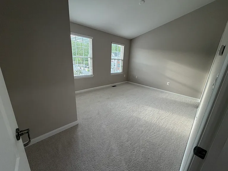 128 Hidden Brook Dr — Photo 27