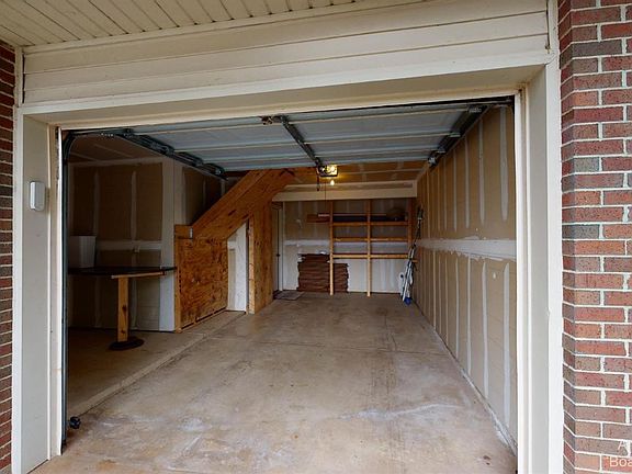 3rd image of 6391 Scoter Ln
