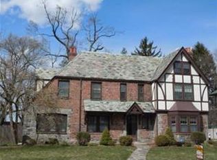 18 Bellevue Ave, Springfield, MA 01108