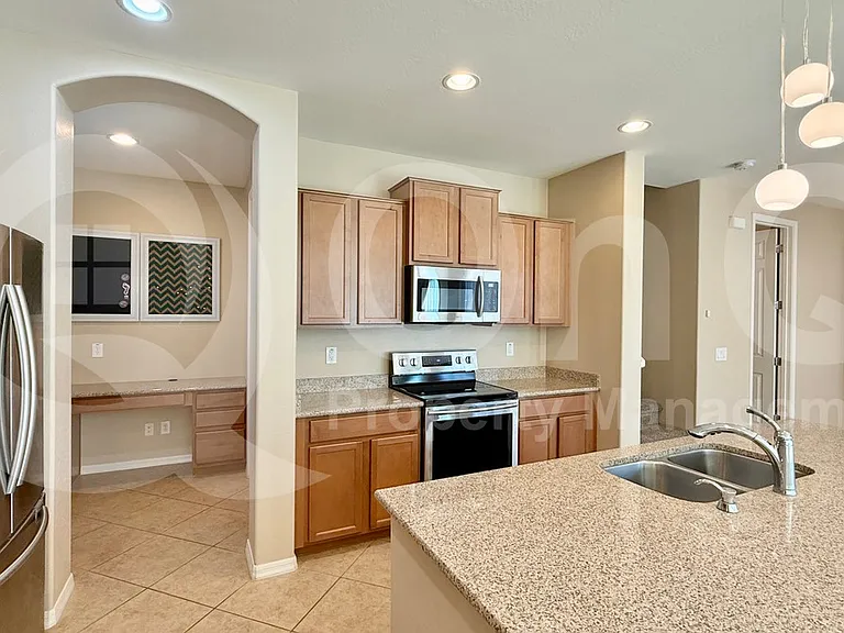 894 S Agnes Ln — Photo 7