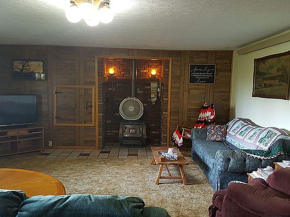 4th image of 2585 Logan Thornville Rd SE