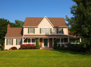 242 Old York Rd, Flemington, NJ 08822