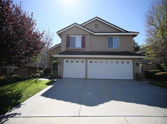 2nd image of 2461 Via La Mesa