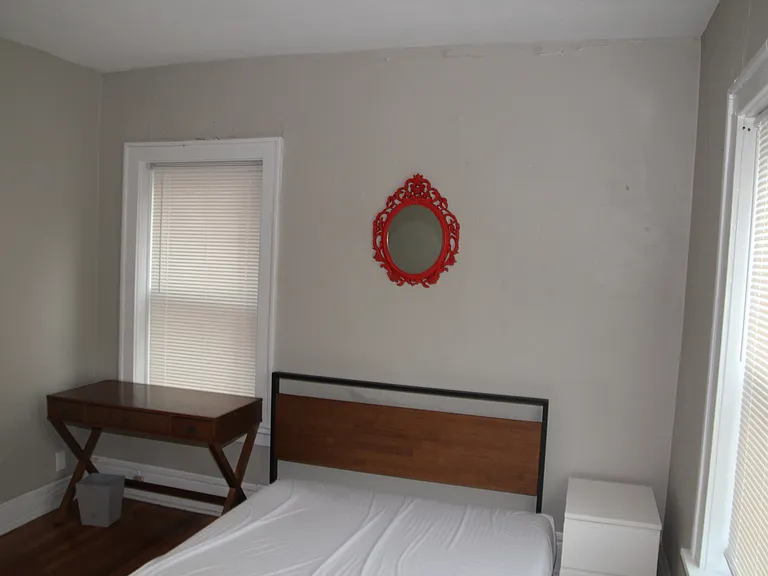 6605 Kingsbury Ave #2E — Photo 10