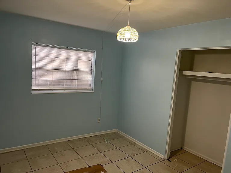 1616 Lakeside Dr — Photo 13