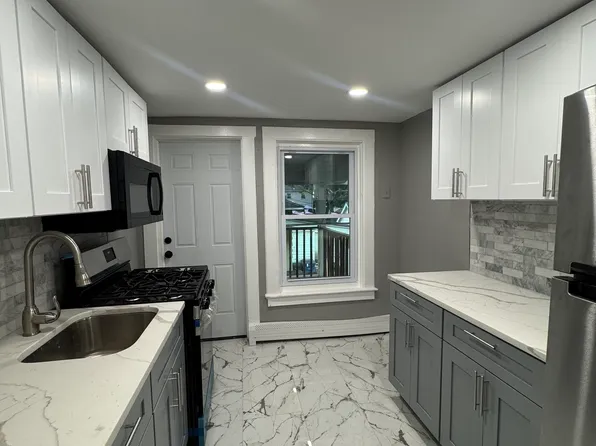 30 Davis St #3, New Haven, CT 06515