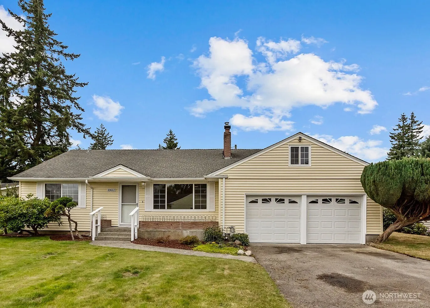 10612 Rowland Avenue SW photo 1