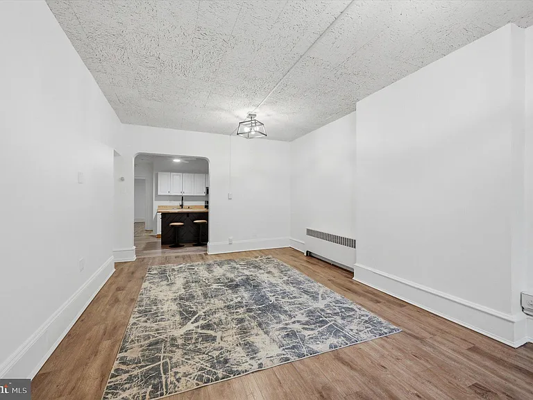 3153 Richmond St #1 — Photo 4