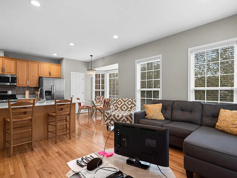 21762 Cypress Valley Ter — Photo 28