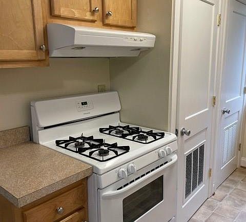 4th image of 207 Dawson Ave APT A