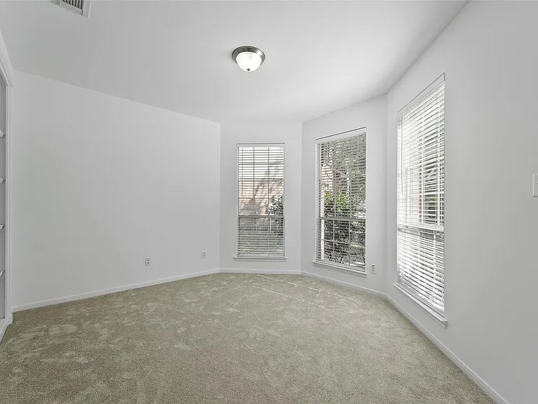 26422 Creston Woods Dr — Photo 5