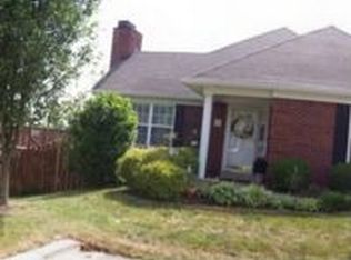 8725 Lough Dr, Louisville, KY 40291