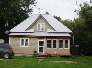 2370 130th St, Greeley, IA 52050