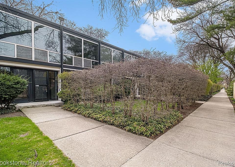 1303 Joliet Pl, Detroit, MI 48207 Zillow