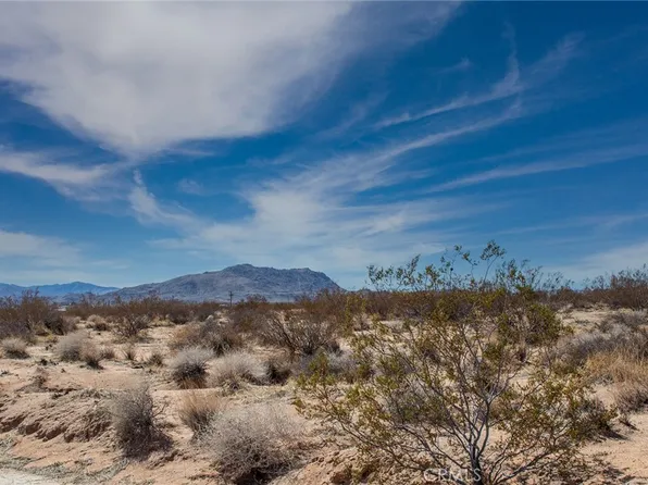 3374 Sunny Hill Rd #46, Joshua Tree, CA 92252