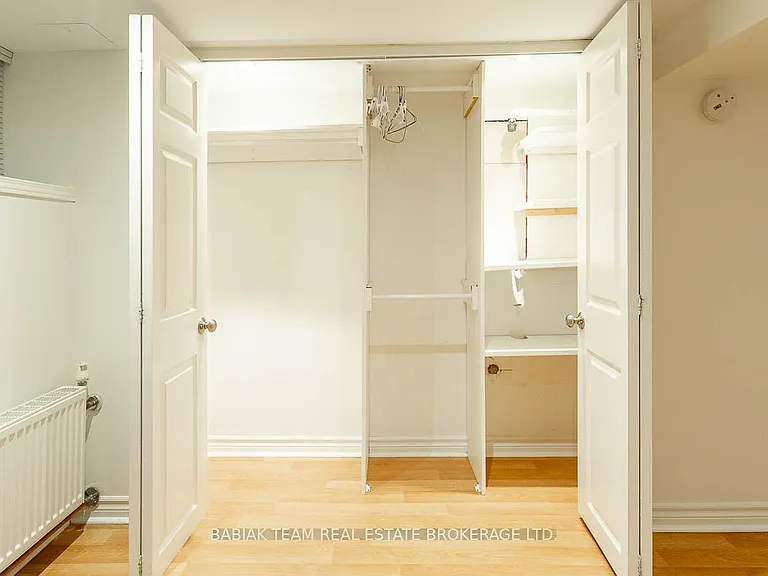 94 Woodside Ave — Photo 26
