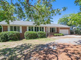 315 S Shore Dr, Southport, NC 28461