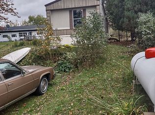 6061 Lake Dr, Mecosta, MI 49332