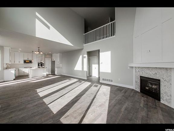 5th image of 10987 S Nellis Dune Ct #114