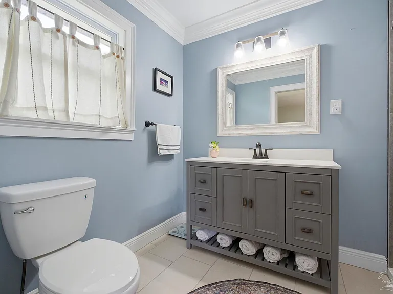 730 Nagel Dr — Photo 16