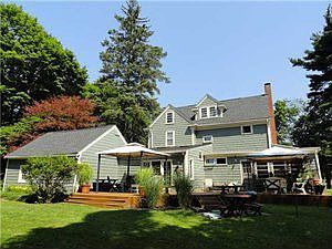 3rd image of 3777 Windover Dr