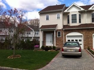 7 Silver Leaf Ct, Riverdale, NJ 07457